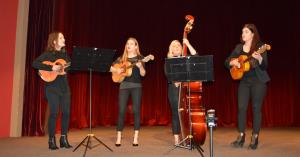 Prepletanje plesa in petja različnih kultur 4